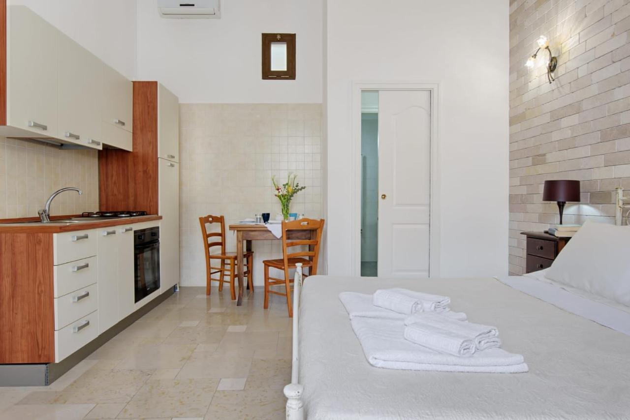Il Vicoletto Bed & Breakfast Pulsano Exterior photo